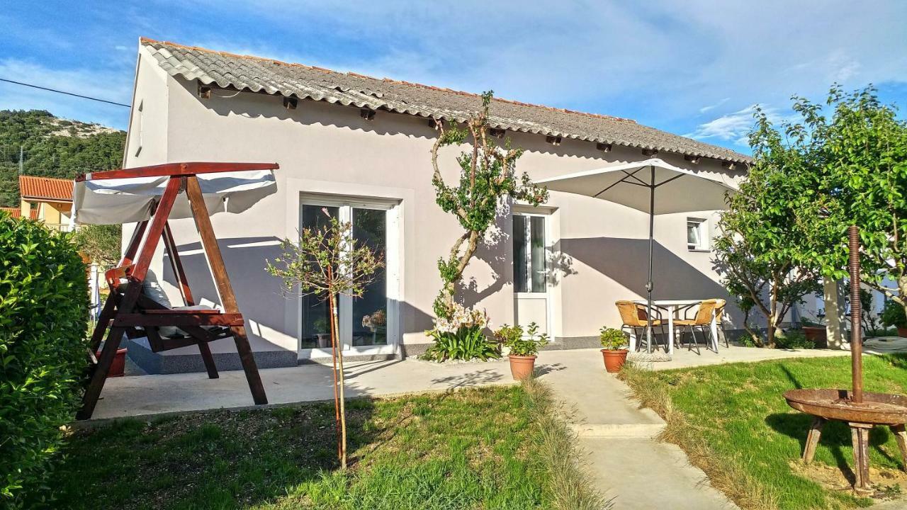 Apartmani Kastelan Barbat na Rabu Zewnętrze zdjęcie